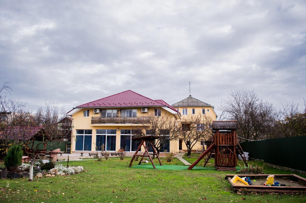 Hotel Beauty Complex Beregovo Exterior foto