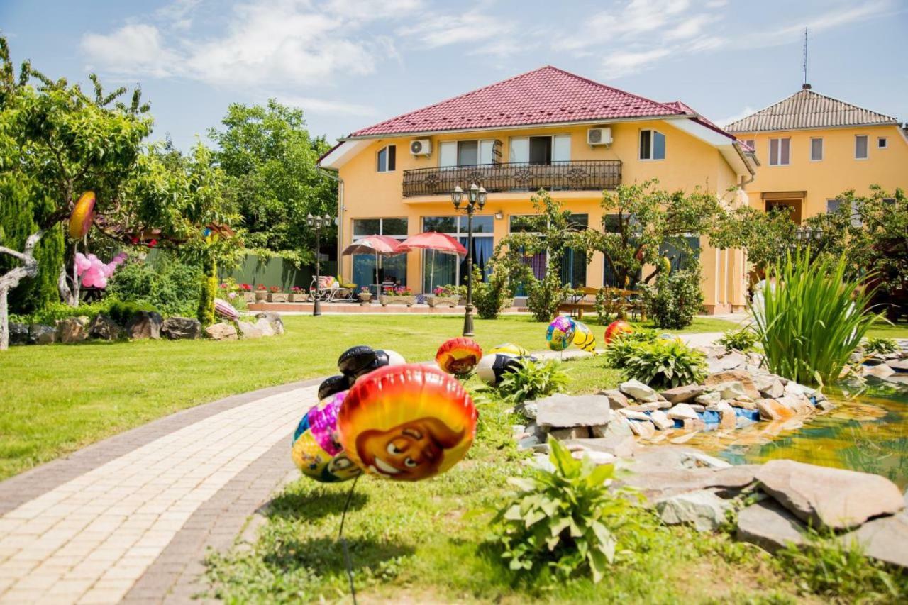 Hotel Beauty Complex Beregovo Exterior foto
